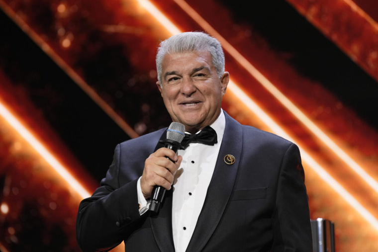 Le président du Barça revient sur le départ de Messi