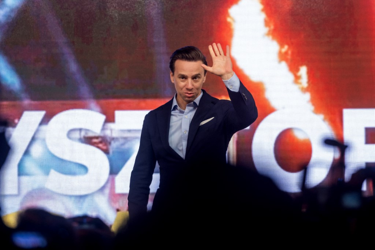 Le co-leader du parti Confédération, Krzysztof Bosak, à Lublin, en Pologne, le 6 octobre 2023. ( AFP / WOJTEK RADWANSKI )