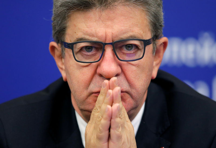 LA FRANCE INSOUMISE, DÉSEMPARÉE, ATTEND UN SIGNE DE MÉLENCHON