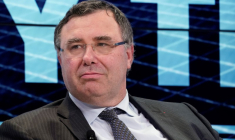 TOTAL CONVOITE LES BARRAGES HYDROÉLECTRIQUES FRANÇAIS, DÉCLARE LE PDG