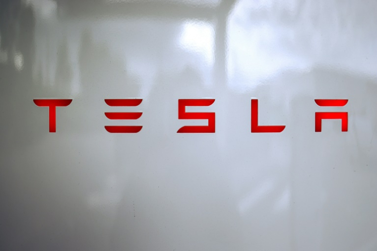 Tesla a accordé à son patron Elon Musk 96 millions d'actions Tesla pour une valeur d'environ 29 milliards de dollar ( AFP / Alex MARTIN )