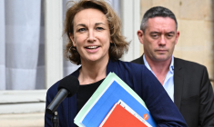 Marylise Léon, secrétaire générale de la CFDT, et Yvan Ricordeau à Paris, le 12 juillet 2023. ( AFP / BERTRAND GUAY )