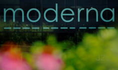 Une enseigne indique les bureaux de Moderna à Cambridge