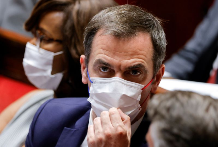 CORONAVIRUS : LE VARIANT OMICRON CIRCULE PROBABLEMENT EN FRANCE, DIT VÉRAN