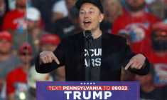 Le directeur général de Tesla et propriétaire de X Elon Musk