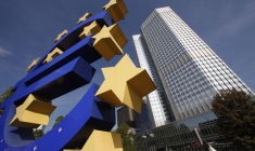 Un logo de l'euro devant le siège de la Banque centrale européenne (BCE) à Francfort