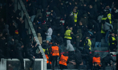 Des incidents entre supporters gâchent la soirée à l'Allianz Riviera