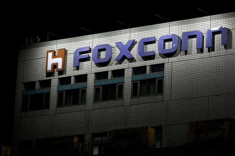 Le logo de Foxconn à l'extérieur du bâtiment de la société à Taipei, à Taiwan