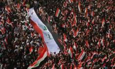 Manifestation contre la guerre sur la place Tahrir de Bagdad, le 4 avril 2026 ( AFP / Murtaja LATEEF )