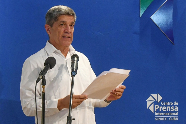 Le vice-ministre cubain des Affaires étrangères, Carlos Fernandez de Cossio, fait une déclaration au sujet de l'incident impliquant un bateau en provenance des Etats-Unis, à La Havane, le 26 février 2026 ( AFP / ADALBERTO ROQUE )