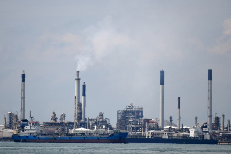 Une raffinerie Shell, à Singapour, en novembre 2020 (illustration) ( AFP / ROSLAN RAHMAN )