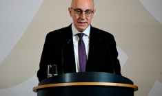 Le patron du renseignement intérieur allemand Sinan Selen à Berlin le 27 octobre 2025 ( AFP / Tobias SCHWARZ )