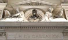 La Cour de cassation rappelle que  la victime d'un accident ne peut pas se voir reprocher par le responsable de ne pas se démener pour retrouver un emploi compatible avec ses capacités physiques. ( AFP / THOMAS SAMSON )