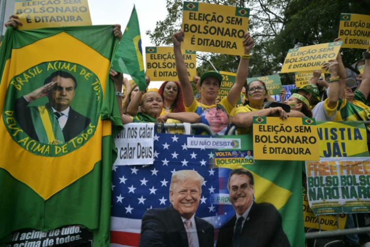Des partisans de l'ex-président brésilien Jair Bolsonaro manifestent en son soutien le 7 septembre 2025 à Sao Paulo ( AFP / NELSON ALMEIDA )