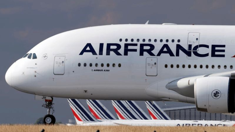 LES PILOTES D'AIR FRANCE VALIDENT LA RÉORGANISATION DU RÉSEAU DOMESTIQUE