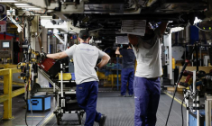 Une usine de fabrication de Stellantis à Poissy