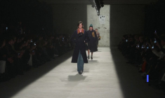 Dries Van Noten défile dans un lieu brut pour sa collection homme Automne/Hiver 2026