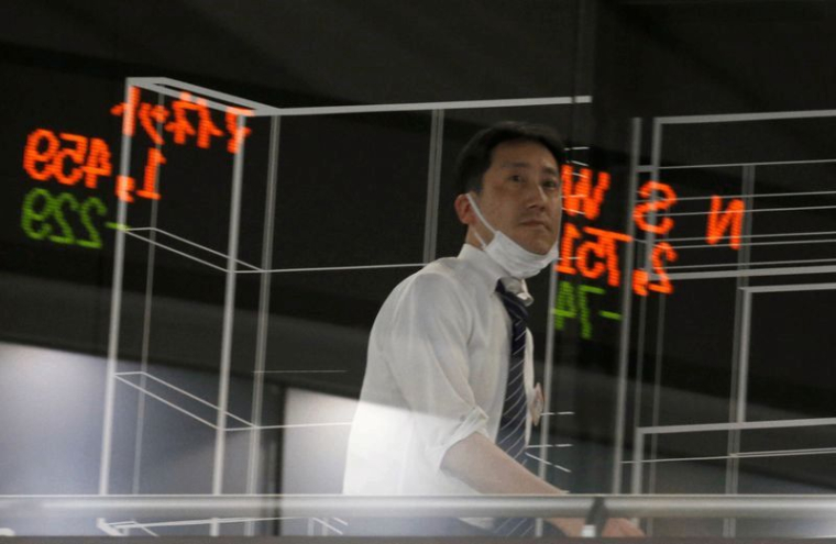 LA BOURSE DE TOKYO FINIT EN HAUSSE