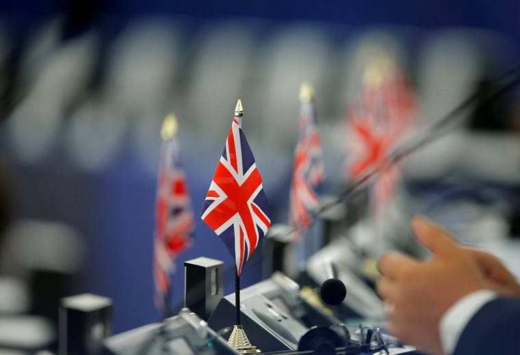 BREXIT: L'UNION EUROPÉENNE RENVOIE LA BALLE DANS LE CAMP DE LONDRES