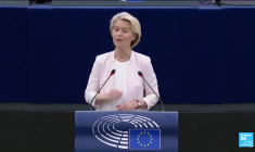 Ursula von der Leyen réélue à la tête de la Commission européenne : un rempart contre l'extrémisme ?