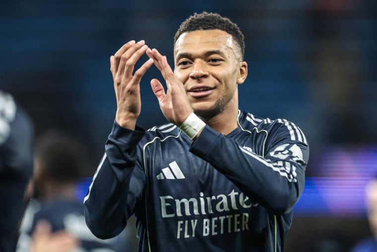 Mbappé n'est pas « juste là pour faire du marketing », selon Deschamps