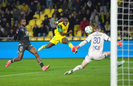 Pau écœure Metz, Nantes toujours au ralenti