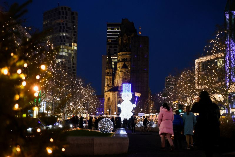 Dernier jour de shopping avant le réveillon de Noël en Allemagne