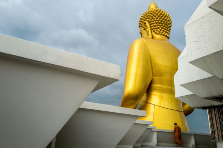 Une statue de Bouddha à Bangkok, le 19 mai 2026 ( AFP / ANTHONY WALLACE )