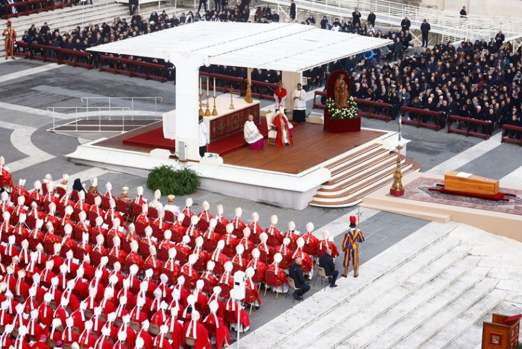 Funérailles de l'ancien pape Benoît XVI au Vatican