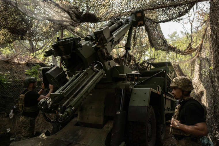 Des soldats ukrainiens en Ukraine, le 9 juin 2025. (illustration) ( AFP / FLORENT VERGNES )