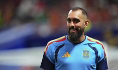 Borja Iglesias prend la défense des Bleus après les attaques racistes venues d'Espagne