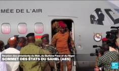 Pour leur premier sommet, les régimes militaires sahéliens actent le divorce avec la Cedeao
