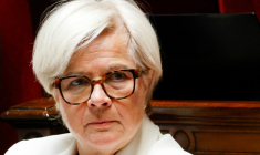 La ministre de la Santé et des Solidarités Catherine Vautrin, le 12 mai 2025, à l'Assemblée nationale, à Paris ( AFP / Ludovic MARIN )