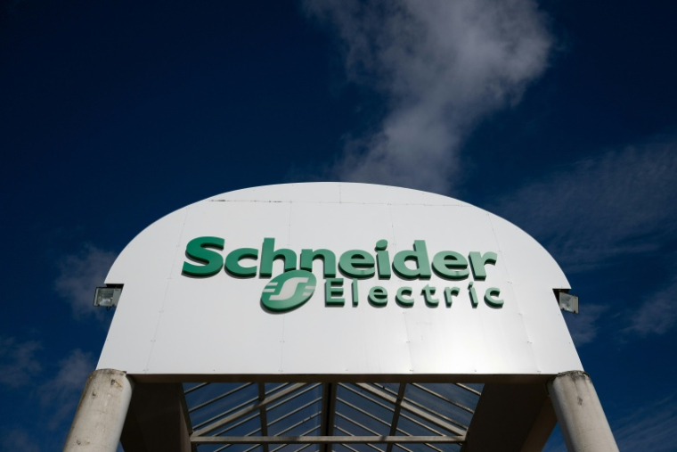 Le géant français Schneider Electric va racheter l'américain PTC, concepteur de logiciels basé à Boston ( AFP / ARNAUD FINISTRE )