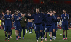 Paris, ici c'est la hiérarchie