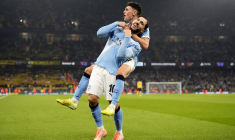 Manchester City domine Dortmund, Cherki buteur