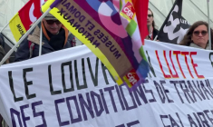 Louvre: les syndicalistes manifestent après la reconduction de la grève