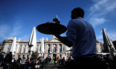 ( AFP / VALENTINE CHAPUIS )