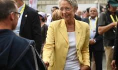 Elisabeth Borne à Pau le 30 juillet 2023. ( POOL / GAIZKA IROZ )