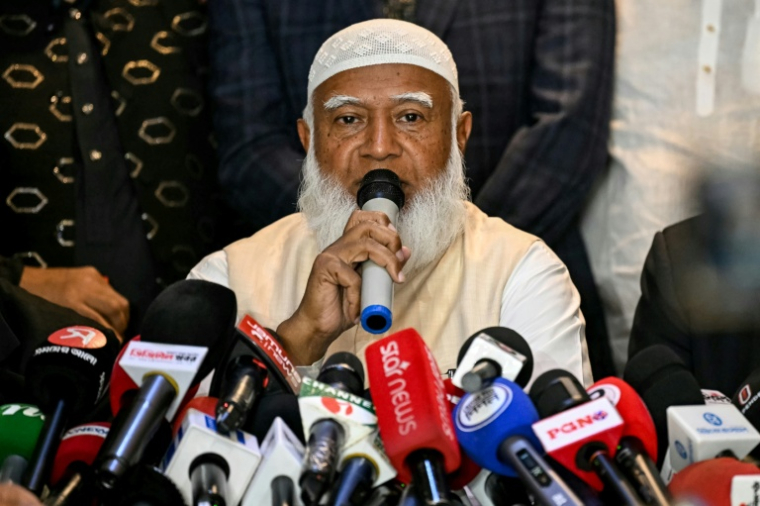 Le chef du Jamaat-e-Islami, Shafiqur Rahman s'adresse aux médias après le début du dépouillement des élections législatives à Dacca, le 12 février 2026 au Bangladesh ( AFP / Sajjad HUSSAIN )
