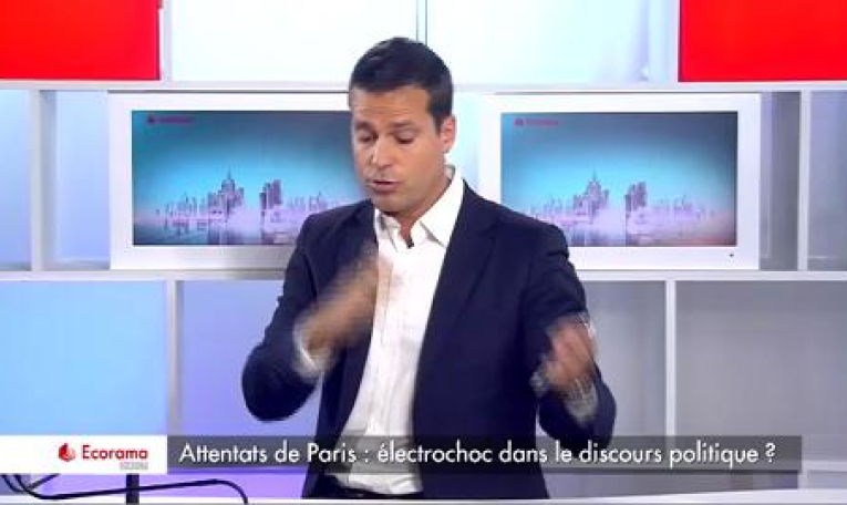 "Les attentats ne vont pas profiter automatiquement au FN" selon le politologue Pascal Perrineau (VIDEO)
