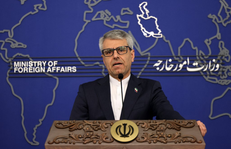 Esmaeil Baqaei, le porte-parole du ministère iranien des Affaires étrangères, à Téhéran, le 10 février 2026. ( AFP / ATTA KENARE )