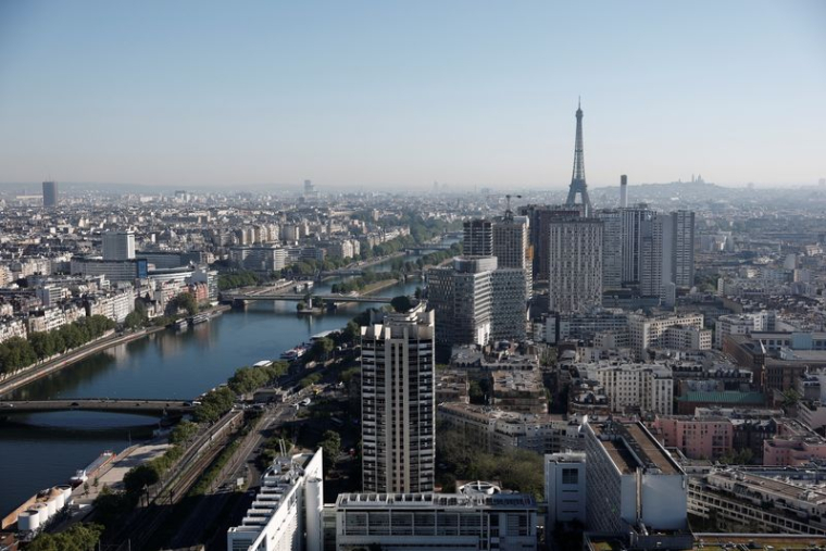 Vue sur les rives de la Seine, à Paris