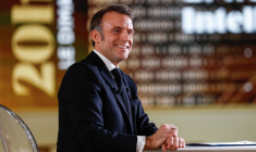 Le président français Macron parle de l'intelligence artificielle à la télévision nationale
