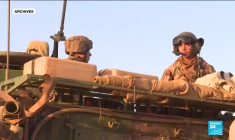 La France suspend ses opérations militaires conjointes au Mali