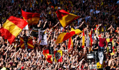 Le RC Lens récompense ses abonnés fidèles et sanctionne les moins assidus pour ses réabonnements