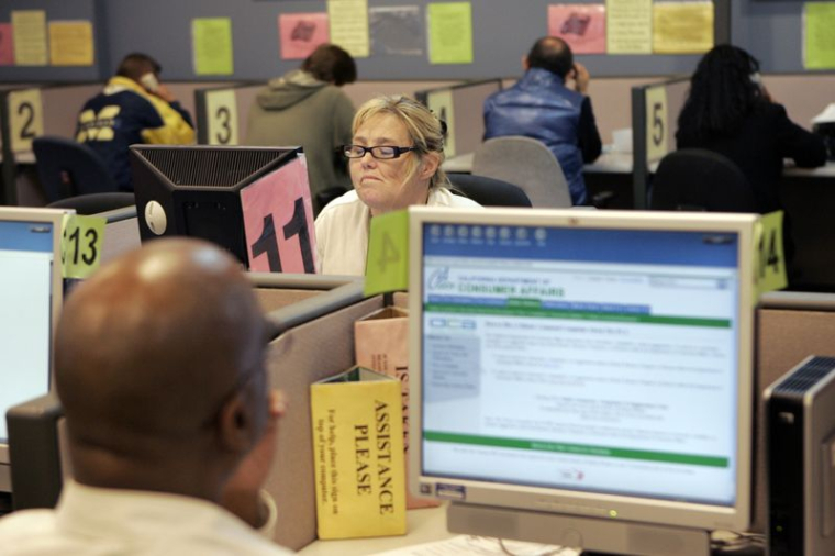 Des personnes à la recherche d'emplois à San Francisco