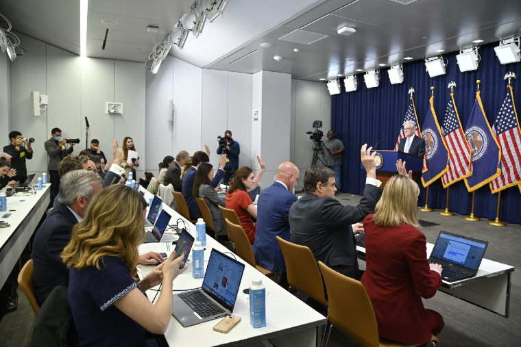 Jerome Powell, lors d'une conférence de presse organisée par la Fed. (Crédits photo : Federal Reserve -  )