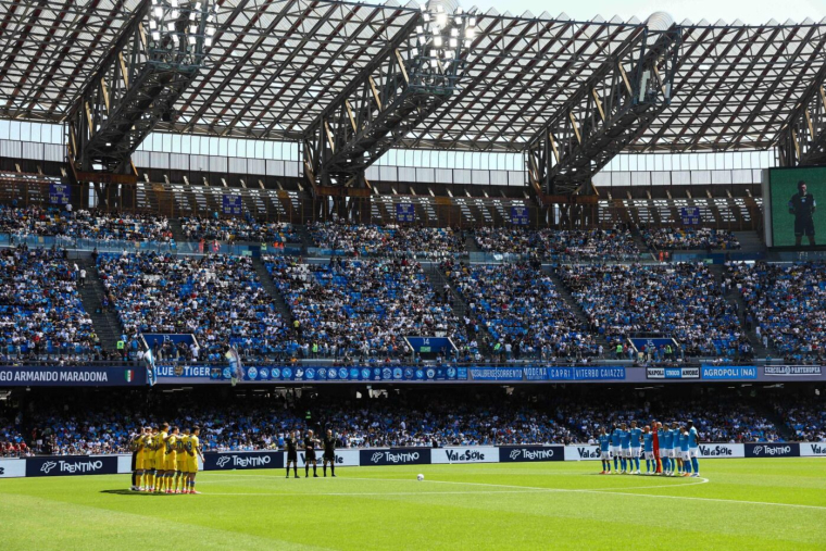 Le patron de Naples veut un nouveau stade