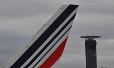 Une tour de contrôle de l'aéroport de Roissy-Charles de Gaulle (illustration) ( AFP / JULIEN DE ROSA )